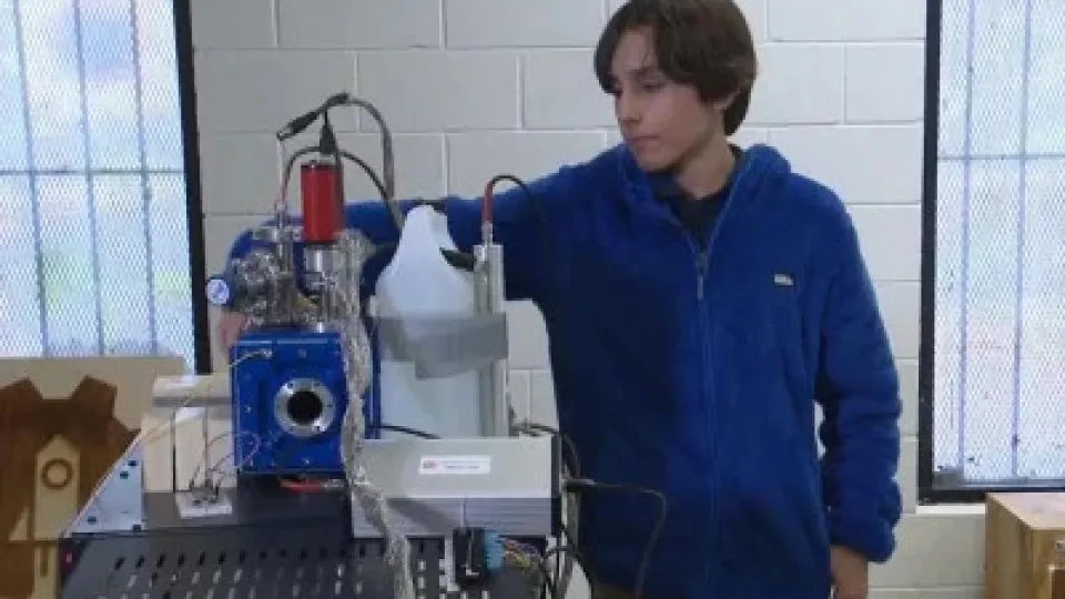 Jovem do Texas atinge fusão nuclear aos 12 anos (e pode quebrar recorde)