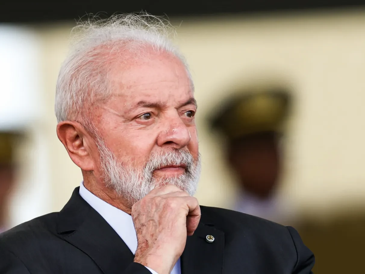 Governo Lula eleva previsão de salário mínimo para R$ 1.741 em 2027