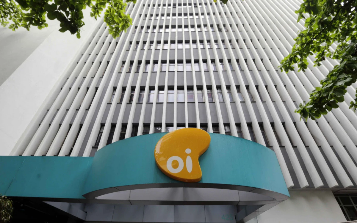 Operadora Oi confirma declaração de falência