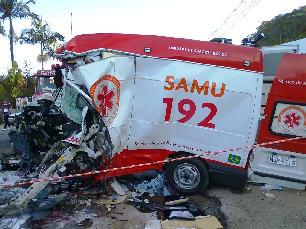 Presidente da Assembleia promulga nova lei que limita jornada de motoristas de ambulâncias em Rondônia