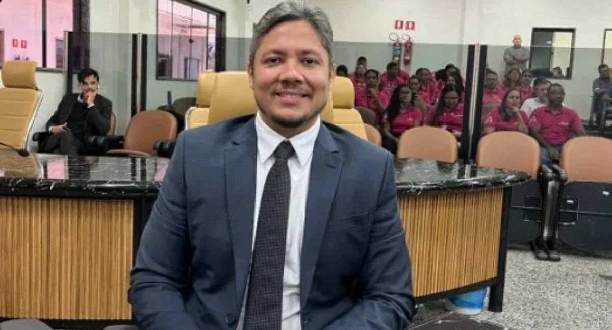 Câmara da capital elege vereador Paroca novo presidente