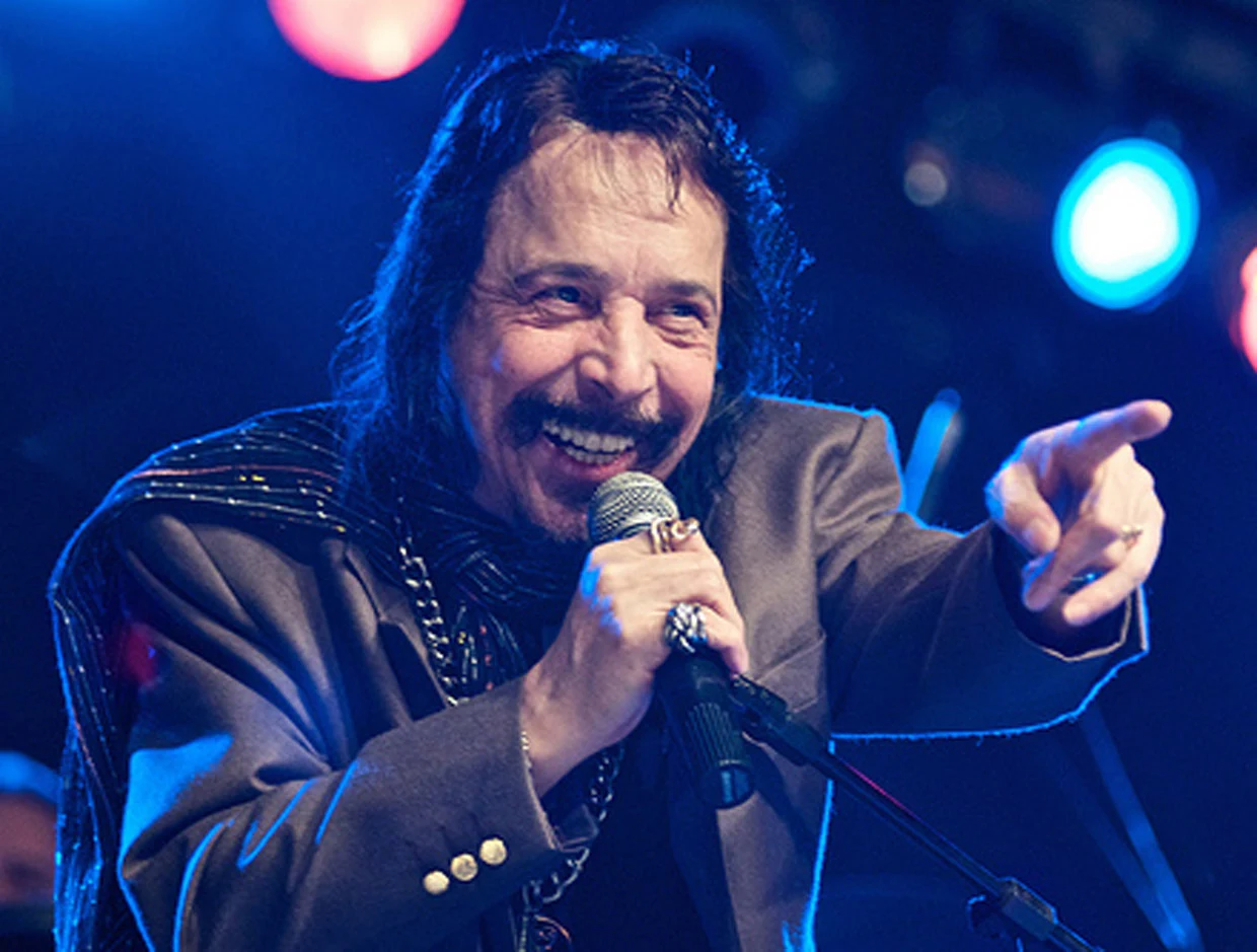 Morre o cantor Benito di Paula, vítima de câncer, aos 84 anos